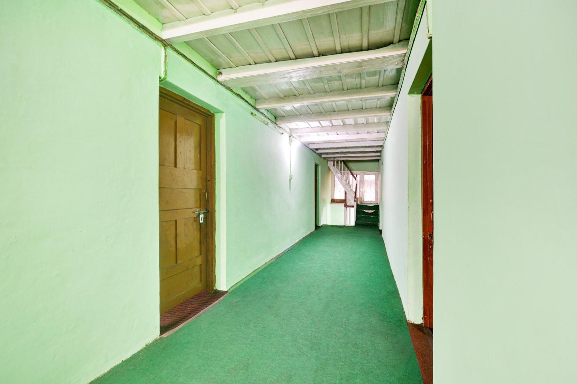 Hotel O Chaman Manāli Buitenkant foto