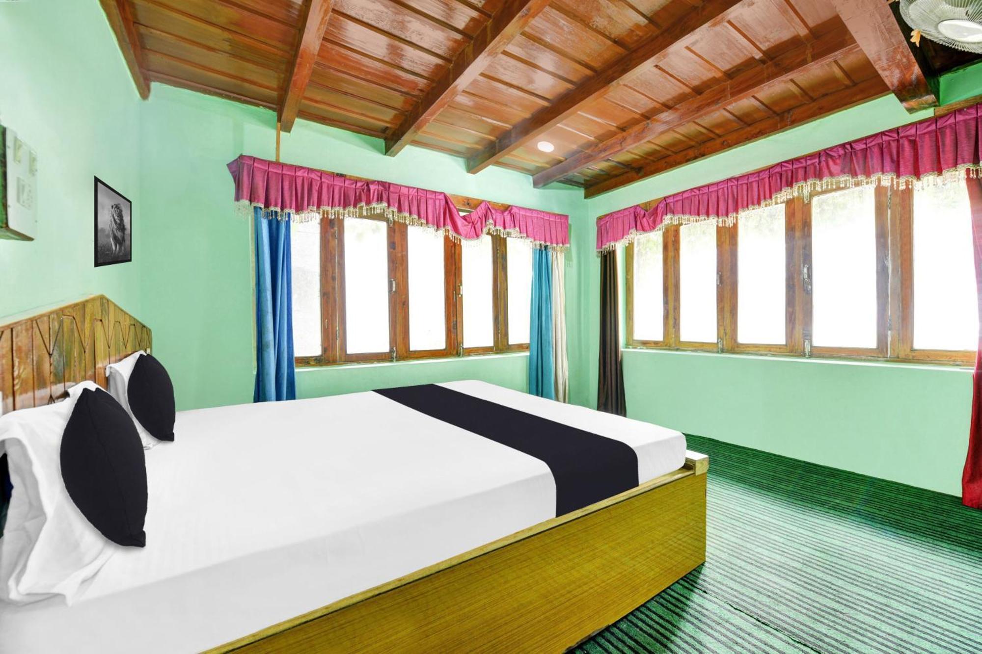 Hotel O Chaman Manāli Buitenkant foto