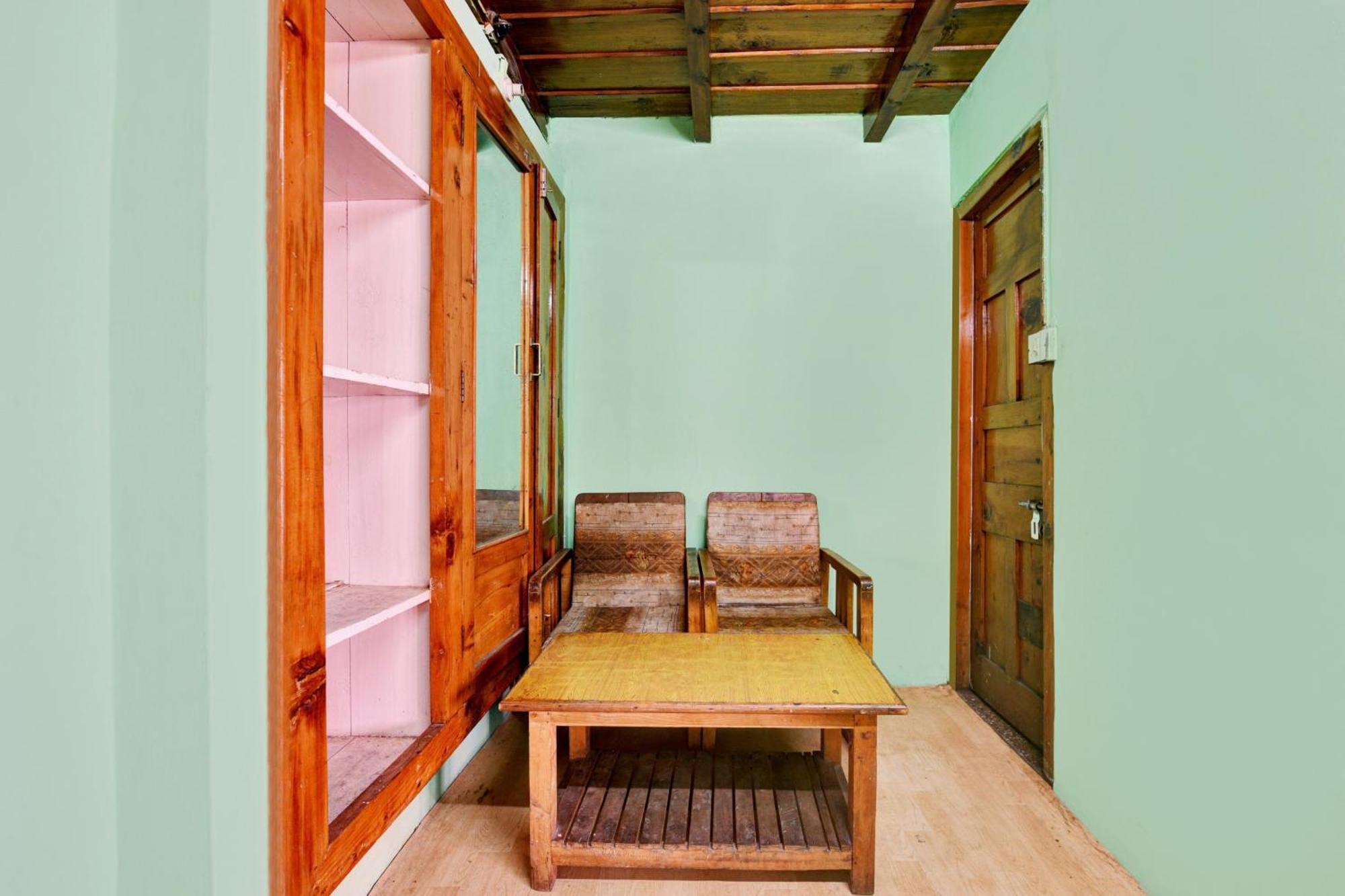Hotel O Chaman Manāli Buitenkant foto